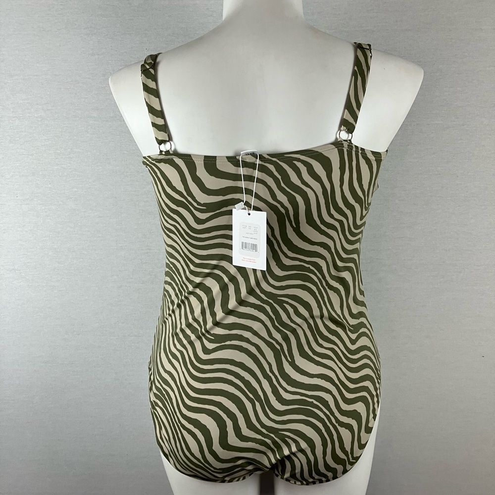 The Amalfi One Piece by Andie - Picture 3 of 14